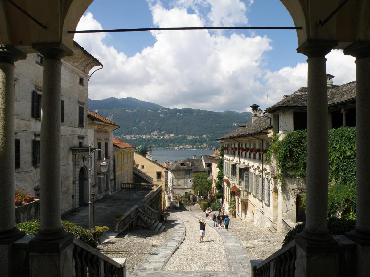 Apartments Cusius And Horta Orta San Giulio Δωμάτιο φωτογραφία