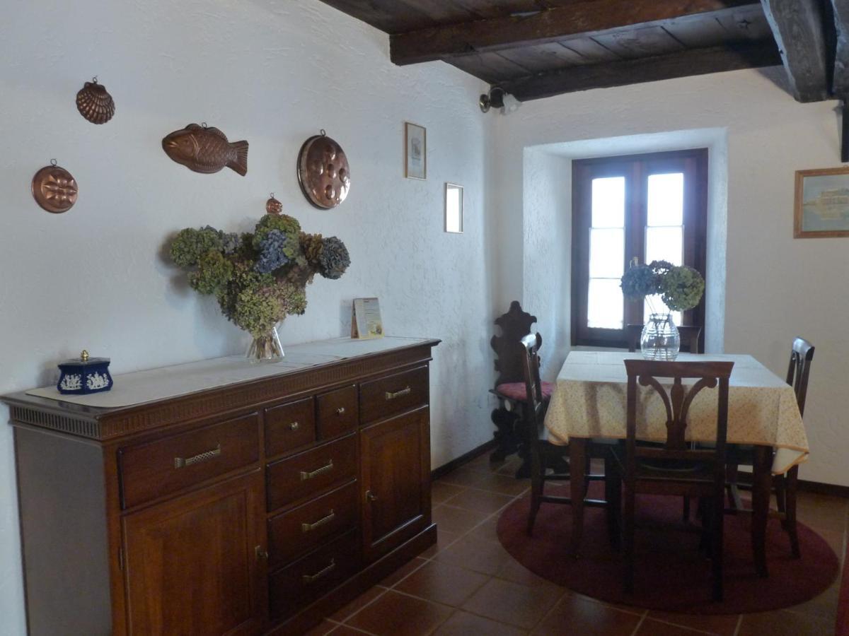 Apartments Cusius And Horta Orta San Giulio Δωμάτιο φωτογραφία
