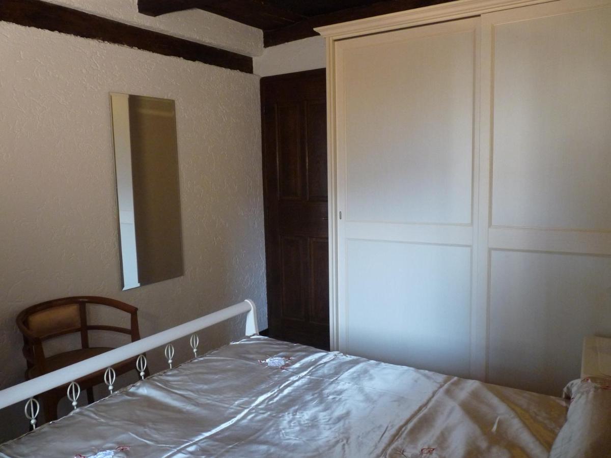 Apartments Cusius And Horta Orta San Giulio Δωμάτιο φωτογραφία