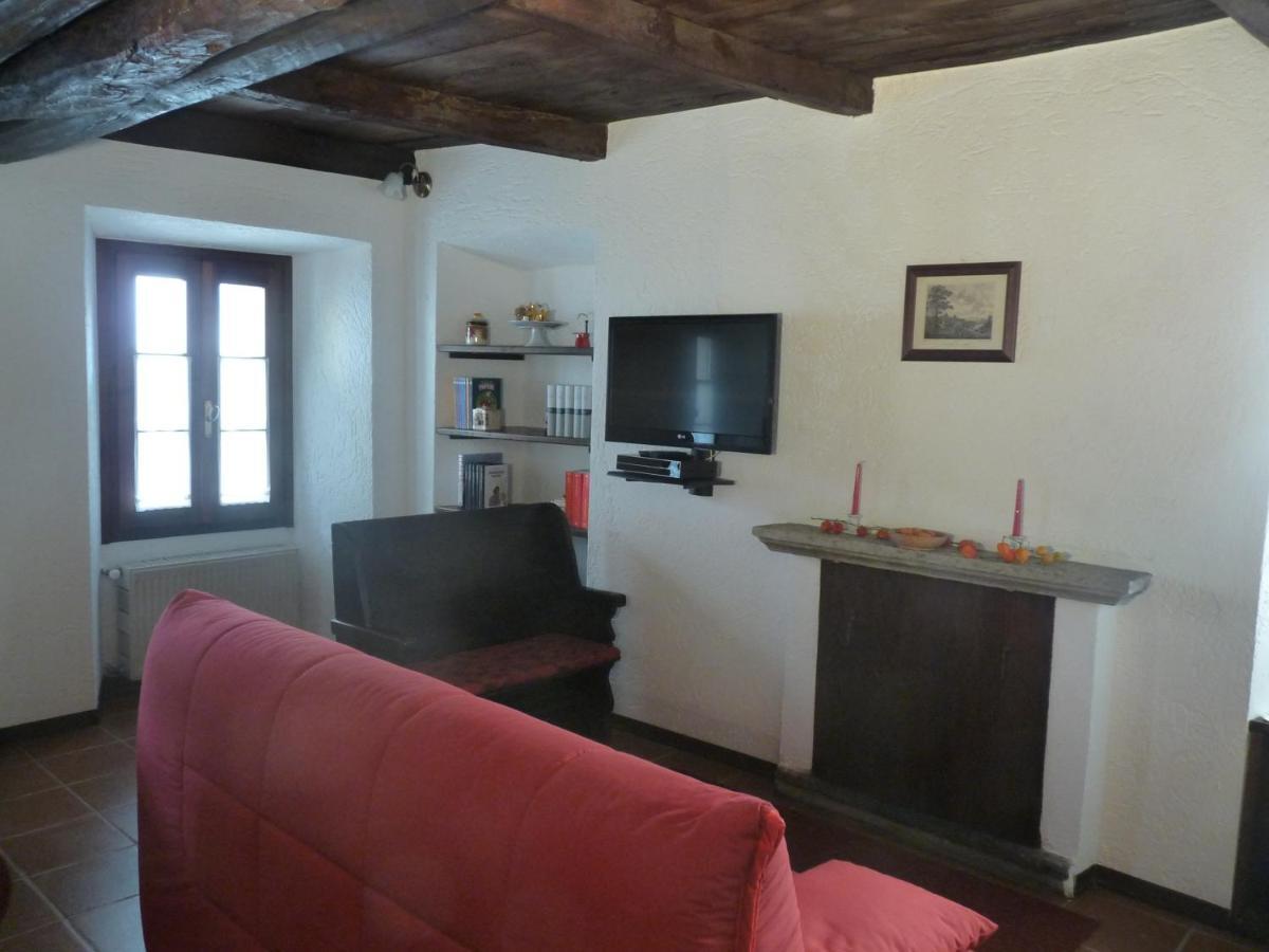 Apartments Cusius And Horta Orta San Giulio Δωμάτιο φωτογραφία