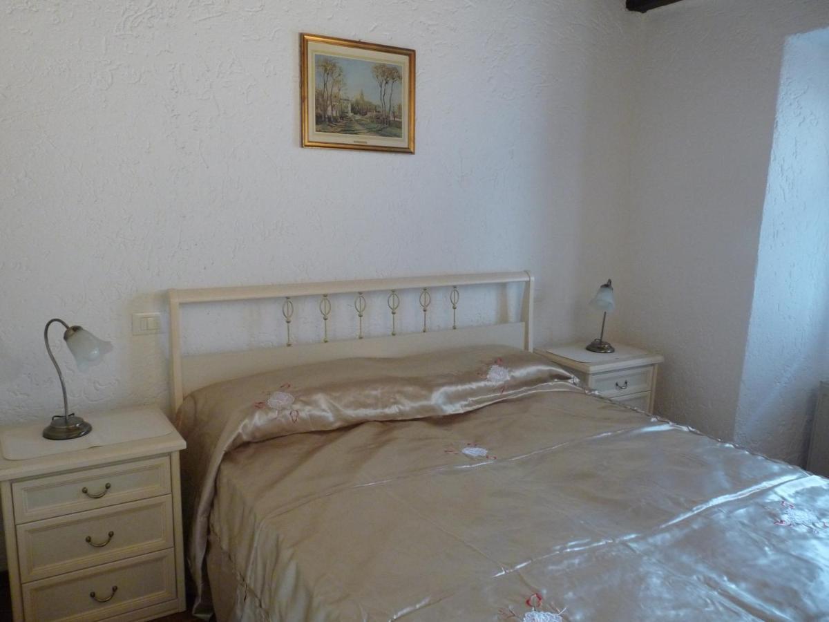 Apartments Cusius And Horta Orta San Giulio Δωμάτιο φωτογραφία